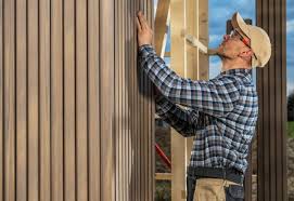 How To Choose The Right Materials for Your Siding Installation in 'Spruce Pine, NC